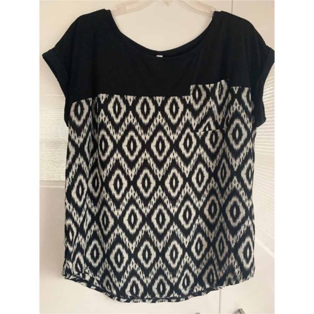 Black and White diamond print blouse